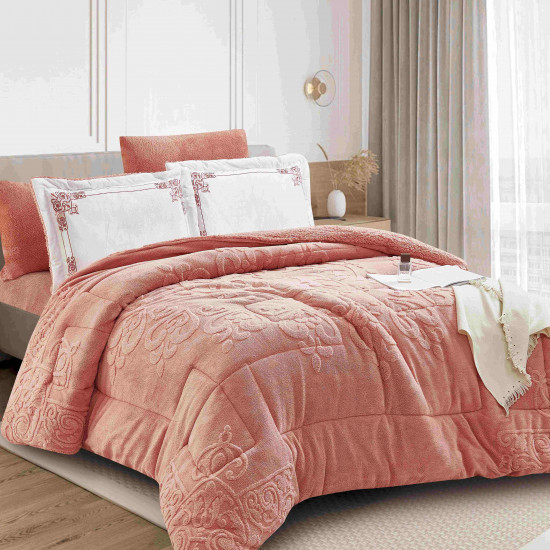 4-Piece Single Winter Comforter Set with Embroidered Pillowcases