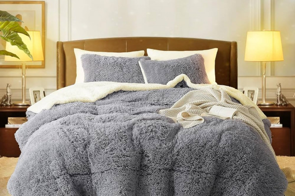 Winter Comforter Set