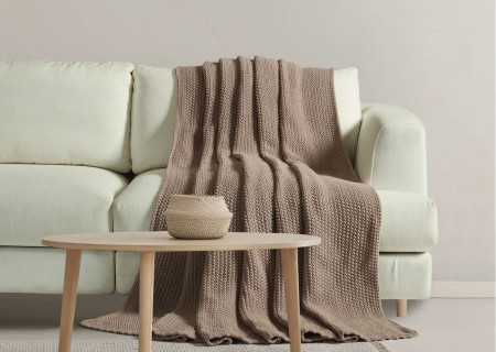 Decorative Blanket 160 × 220 cm – Warm, Lightweight & Durable