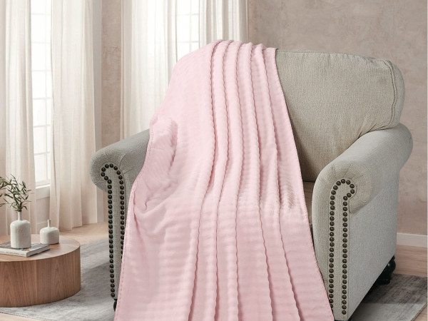 Decorative Blanket 160 × 220 cm – Warm, Lightweight & Durable
