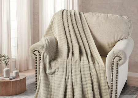 Decorative Blanket 160 × 220 cm – Warm, Lightweight & Durable