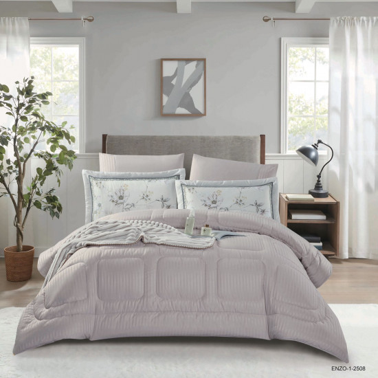 6-Piece Bedding Set – Includes Comforter, Fitted Sheet, and Matching Pillowcases (230 × 250 cm)