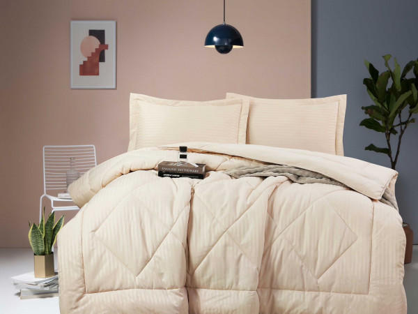 Queen Size 4PCS Bedding Set – Comforter, Fitted Sheet & Pillowcases