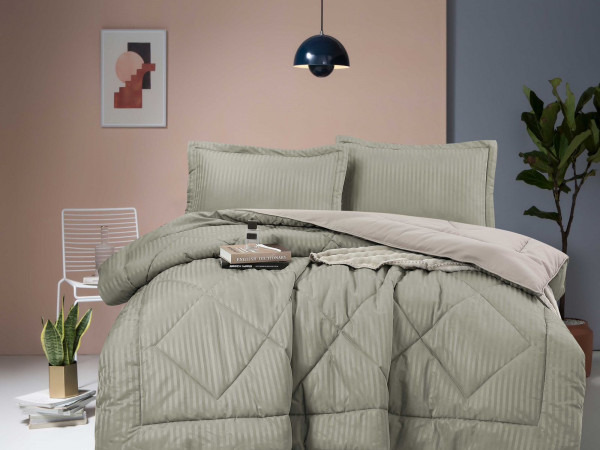 Queen Size 4PCS Bedding Set – Comforter, Fitted Sheet & Pillowcases