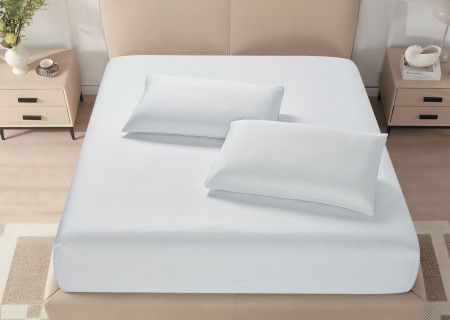 Microfiber Fitted Sheet – King (200×200 + 40 cm) – 3-Piece Set