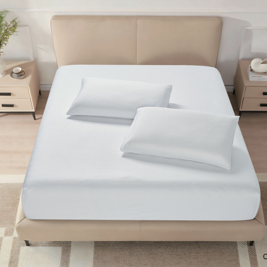 Microfiber Fitted Sheet – King (200×200 + 40 cm) – 3-Piece Set Microfiber Fitted Sheet – King (200×200 + 40 cm) – 3-Piece Set