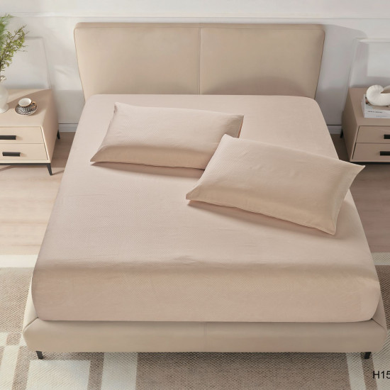 Microfiber Fitted Sheet – King (200×200 + 40 cm) – 3-Piece Set Microfiber Fitted Sheet – King (200×200 + 40 cm) – 3-Piece Set