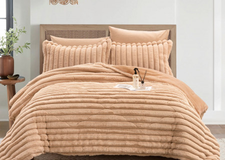 6-Piece Ultra Fluffy Comforter Bedding Set (King Size – 260×240 cm)