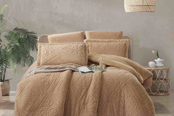 6-Piece Super King Size Double Comforter Set - Winter Collection