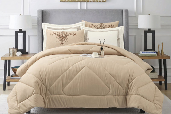 Soft & Cozy 6-Piece Bedding Set with Comforter, Fitted Sheet & Pillow Covers (230x250 cm)