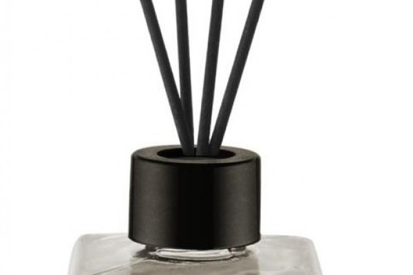 POWDER ELEGANCE REED DIFFUSER 100ML