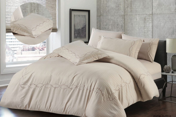 Elegant 6-Piece Bedding Set – Comforter, Fitted Sheet & Pillowcases (230x250 cm)