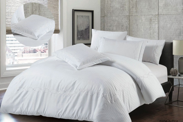 Elegant 6-Piece Bedding Set – Comforter, Fitted Sheet & Pillowcases (230x250 cm)