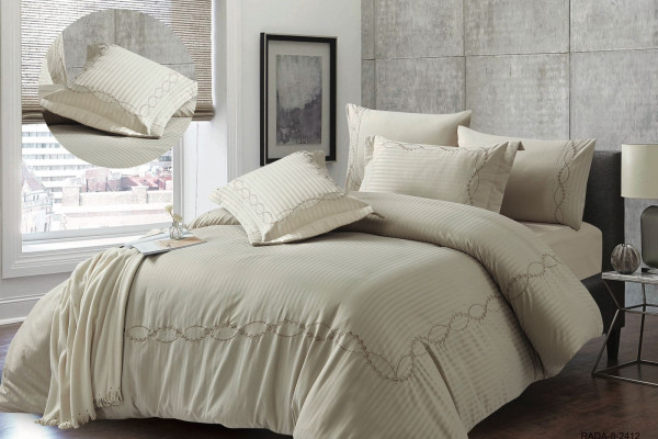 Elegant 6-Piece Bedding Set – Comforter, Fitted Sheet & Pillowcases (230x250 cm)