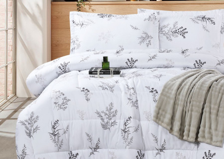 Queen Size 4PCS Bedding Set – Comforter, Fitted Sheet & Pillowcases