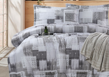 Queen Size 4PCS Bedding Set – Comforter, Fitted Sheet & Pillowcases