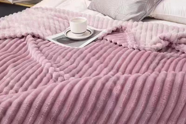 Soft & Elegant Single Size Flannel Blanket  160X240 cm