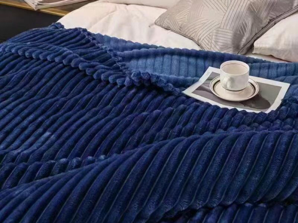 Soft & Elegant Single Size Flannel Blanket  160X240 cm