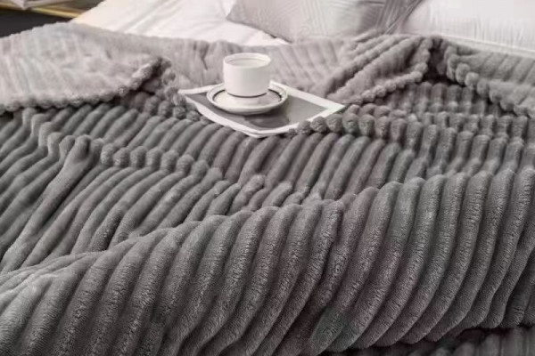 Soft & Elegant Single Size Flannel Blanket  160X240 cm