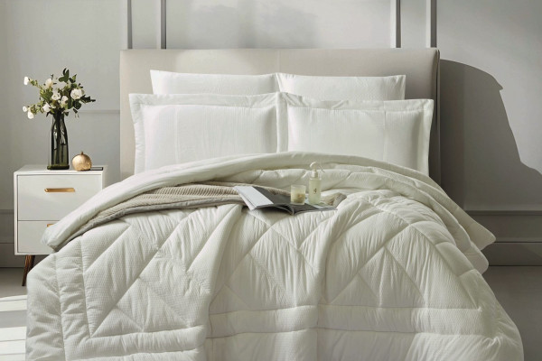 6-Piece Double Super King Size Comforter Set