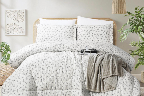 100% PURE COTTON , SUPERKING SIZE 6PCS COMFORTER SET