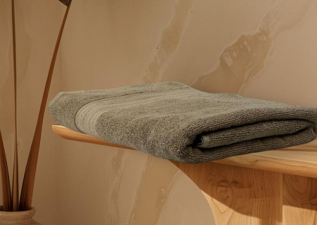 Elite Home Bath Towel  (72 cm X 145 cm)